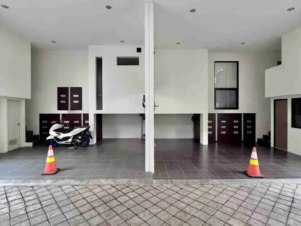 RUMAH CANTIK DALAM TOWNHOUSE DI PONDOK LABU