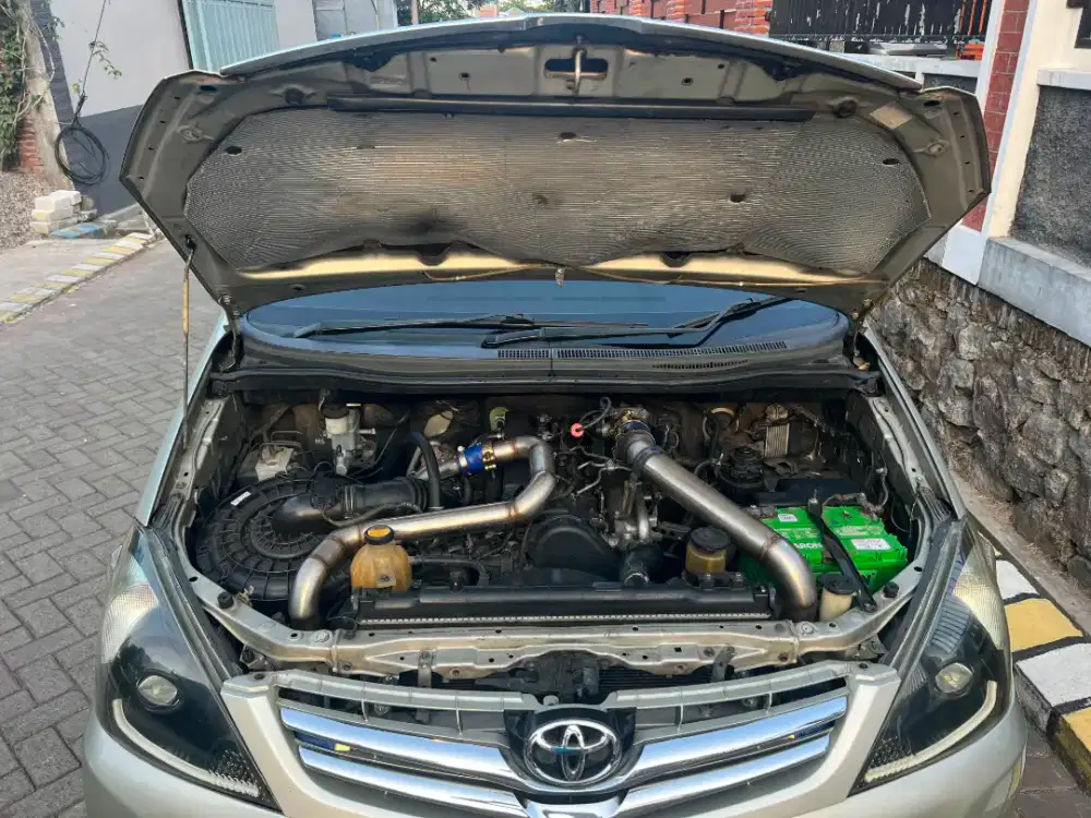 Innova Diesel V AT 2008 AIRBAG