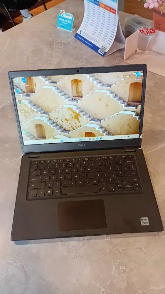 Laptop Merk DELL Latitude | i3 Gen 10  SSD 128GB  RAM 8GB