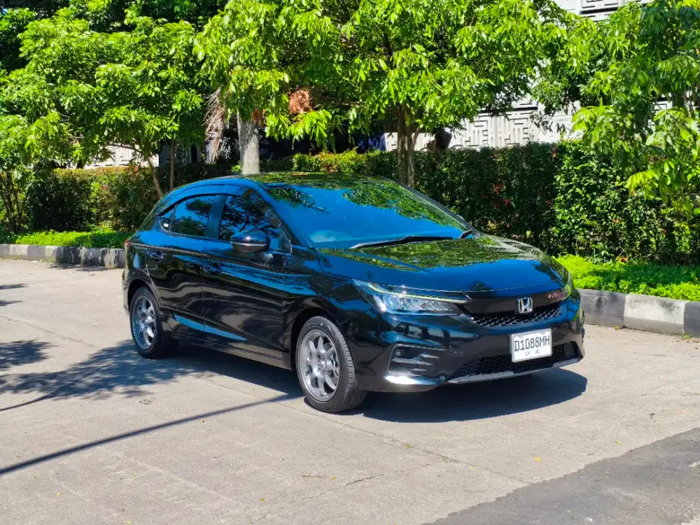 Honda City RS Hatchback matic 2021 Warna Hitam - Dp 15jt