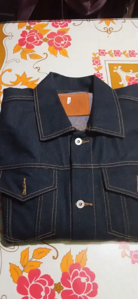 Jaket raw denim trucker 15.5 OZ