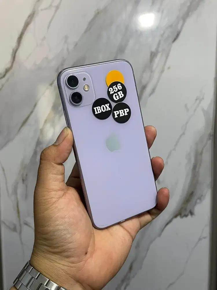 iPhone 11 256GB iBox