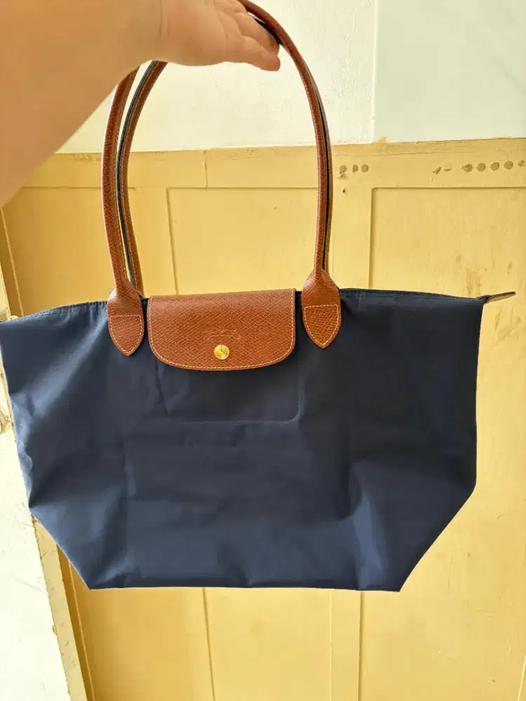 Longchamp Le Pliage navy marine size L