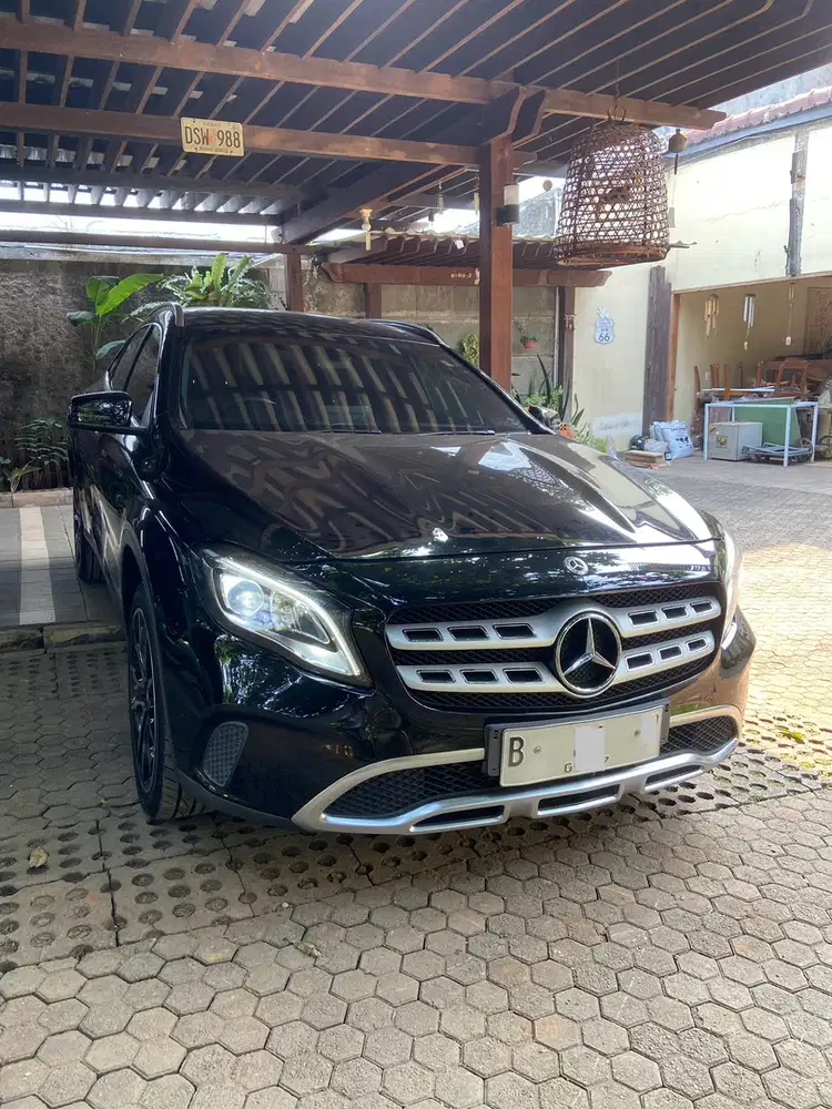 Mercedes-Benz GLA200 URBAN CBU2018