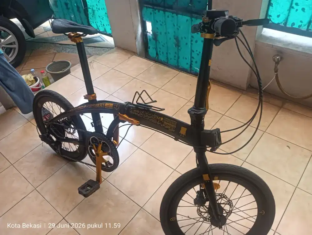 Sepeda lipat maximo