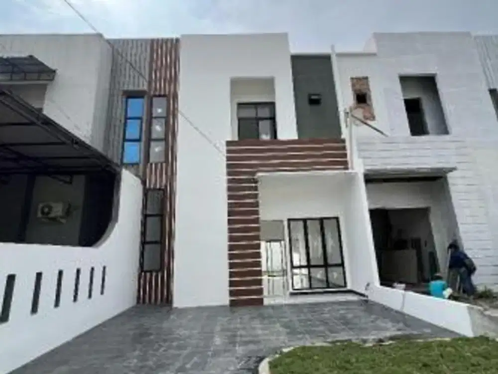 Rumah Mewah Murah di Flamboyan