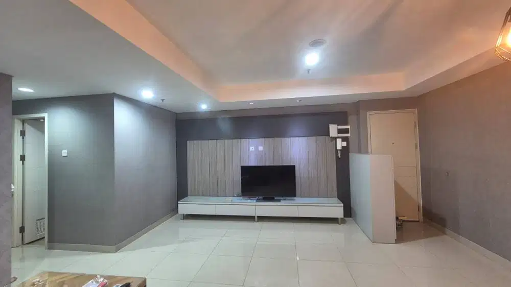 LIPPO CIKARANG  Trivium Apartment 19th Floor