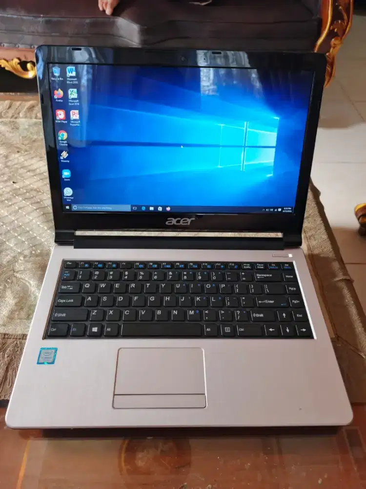 laptop Acer Core i3 gen 7th ram 8gb layar 14 inch siap pake ktek mnus