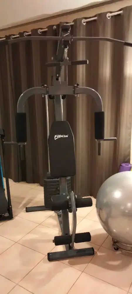 Mesin Fitnes FitPlus