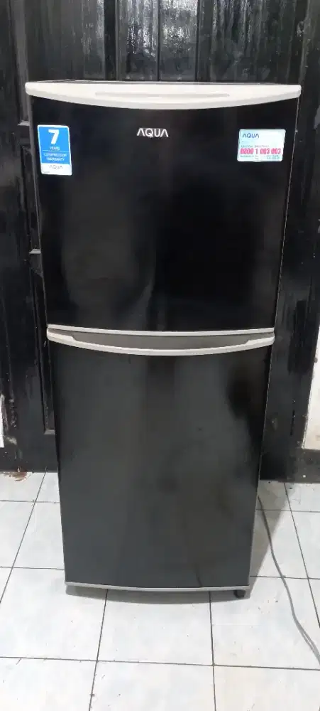 Kulkas 2 pintu aqua
