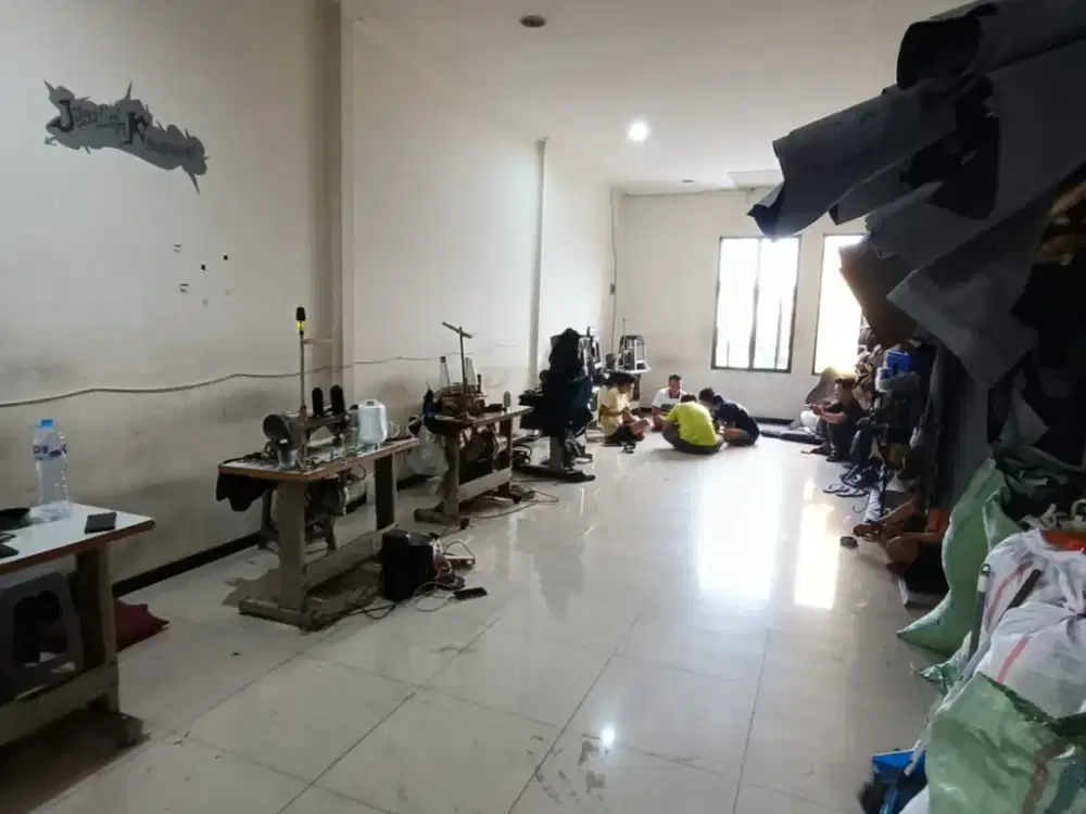 Ruko Strategis Siap Pakai di Srimahi Bandung