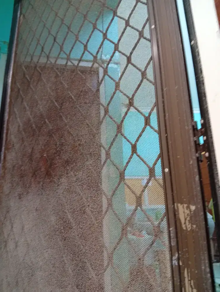 DIJUAL PINTU RANJI ALUMUNIUM ADA DUA BIJI TANPA KEY KUNCI PINTU RANJI