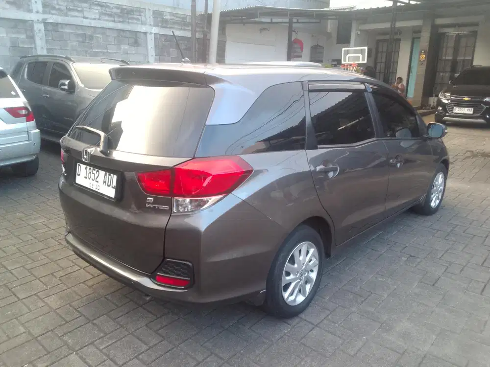 Honda Mobilio 2015 Bensin
