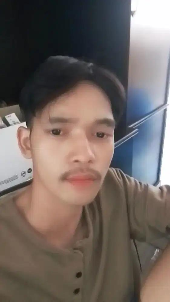 Sedang Mencari pekerjaan
