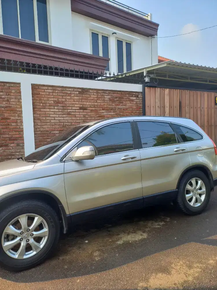 Dijual CRV 2.0 AT