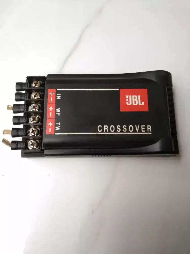 aksessoris Musik JBL Cross over