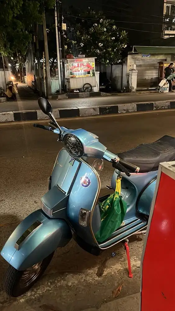 Vespa New PX basic Exclusive Tahun 1986