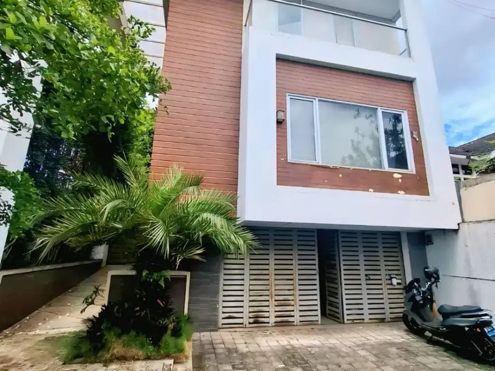 Rumah Siap Huni Harga Bawah NJOP di Komplek Budi Permai Setiabudi