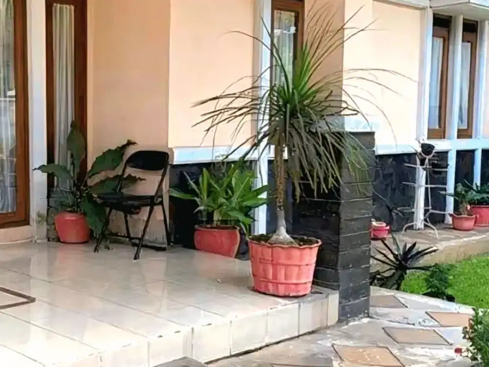 Rumah Hook Siap Huni Harga Bawah Pasar di Batununggal Indah Bandung