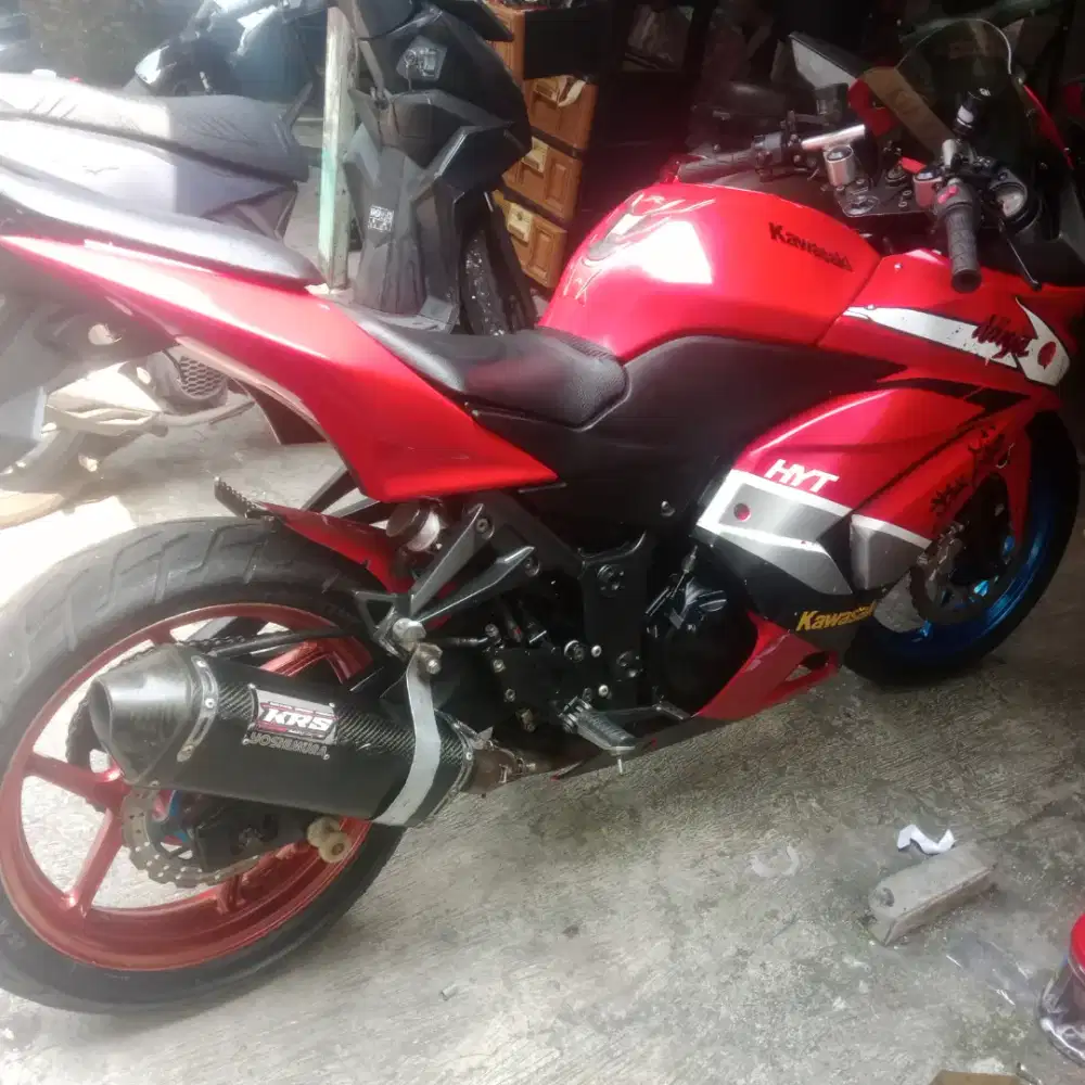 Ninja 250 cc msh original gk pernah d pake