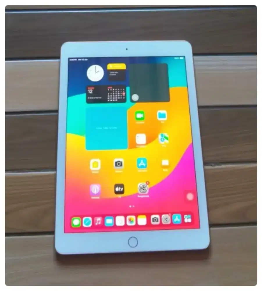 iPad Generasi 8 Wi-Fi 32GB Normal Mulus Terawat NETT MURAH