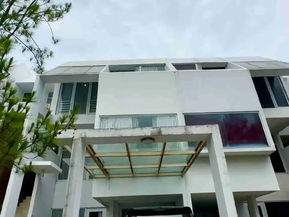 Best Price!!! Jual Cepat Rumah Furnish Esklusif Siap Huni di Asera One East
