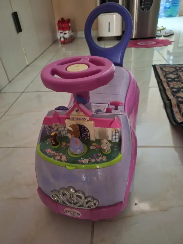 Dorongan anak preloved