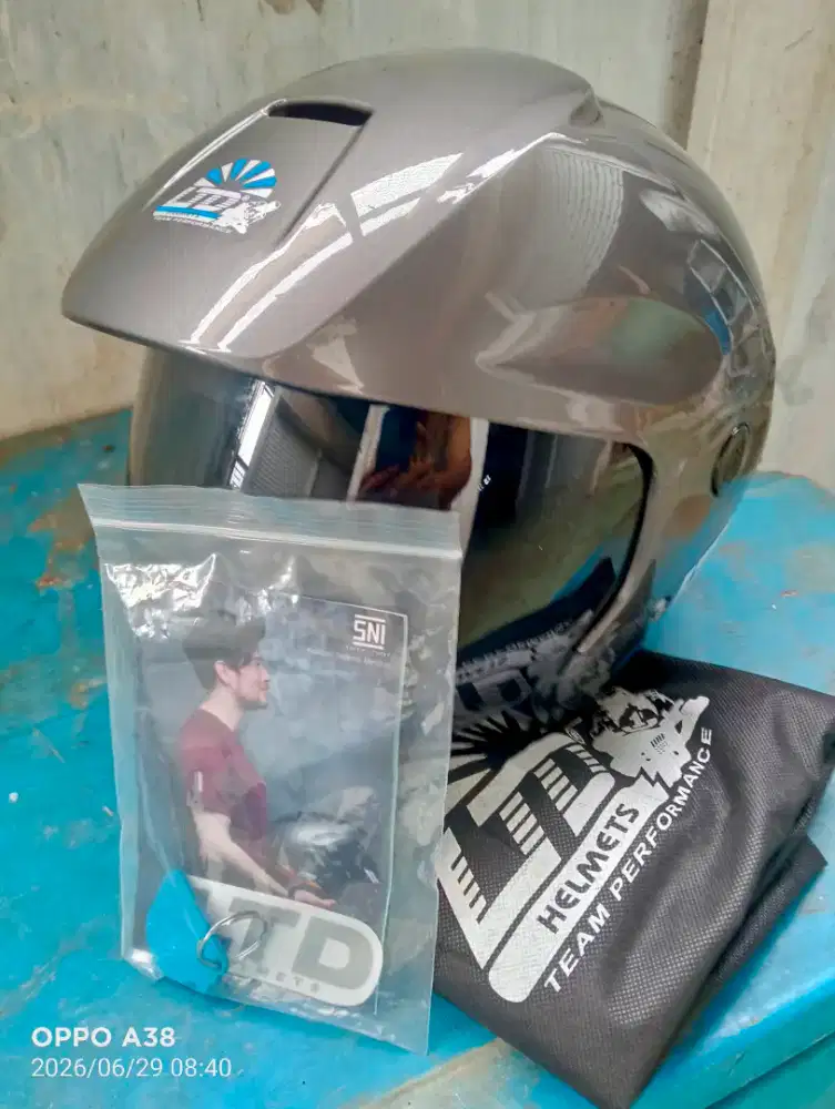 Helm Ltd Sport Oryginal like new