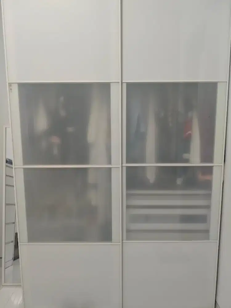 Lemari Sliding Door Kaca IKEA PAX Sekken + Include laci tambahan