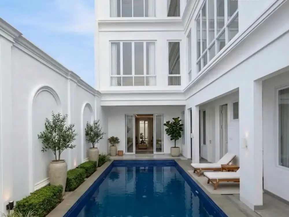 BRAND NEW HOUSE TEBET TIMUR !
AVAILABLE 2 UNITS AMERICAN CLASSIC DESIGN