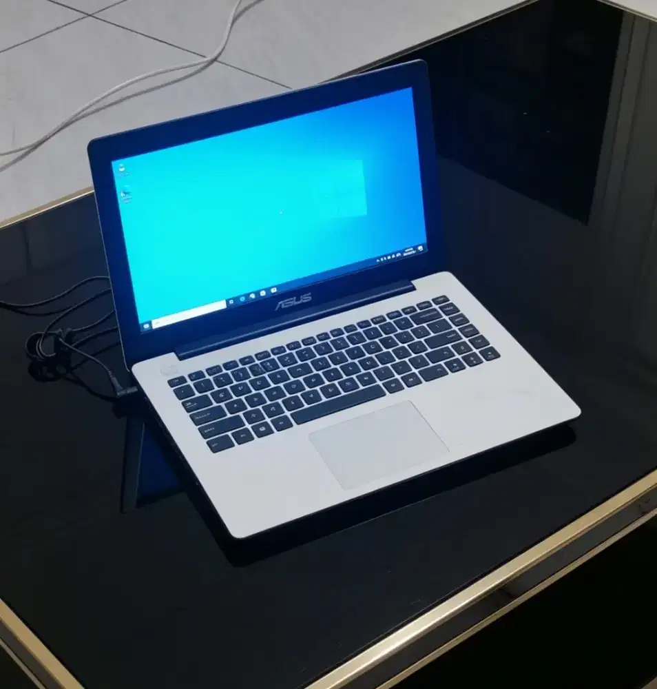 Laptop Asus X453SA ram 4gb HDD 500gb windows 10