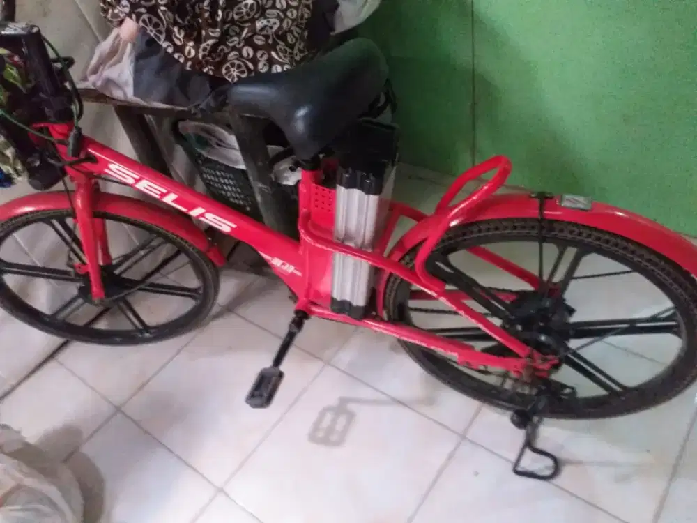 SELIS EOI 01 SEPEDA LISTRIK