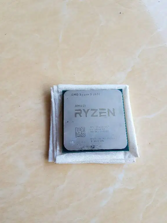 Processor AMD AM4 Ryzen 5 5600 12 cpu speed to 4.4Ghz Vermeer PCIe 4.0