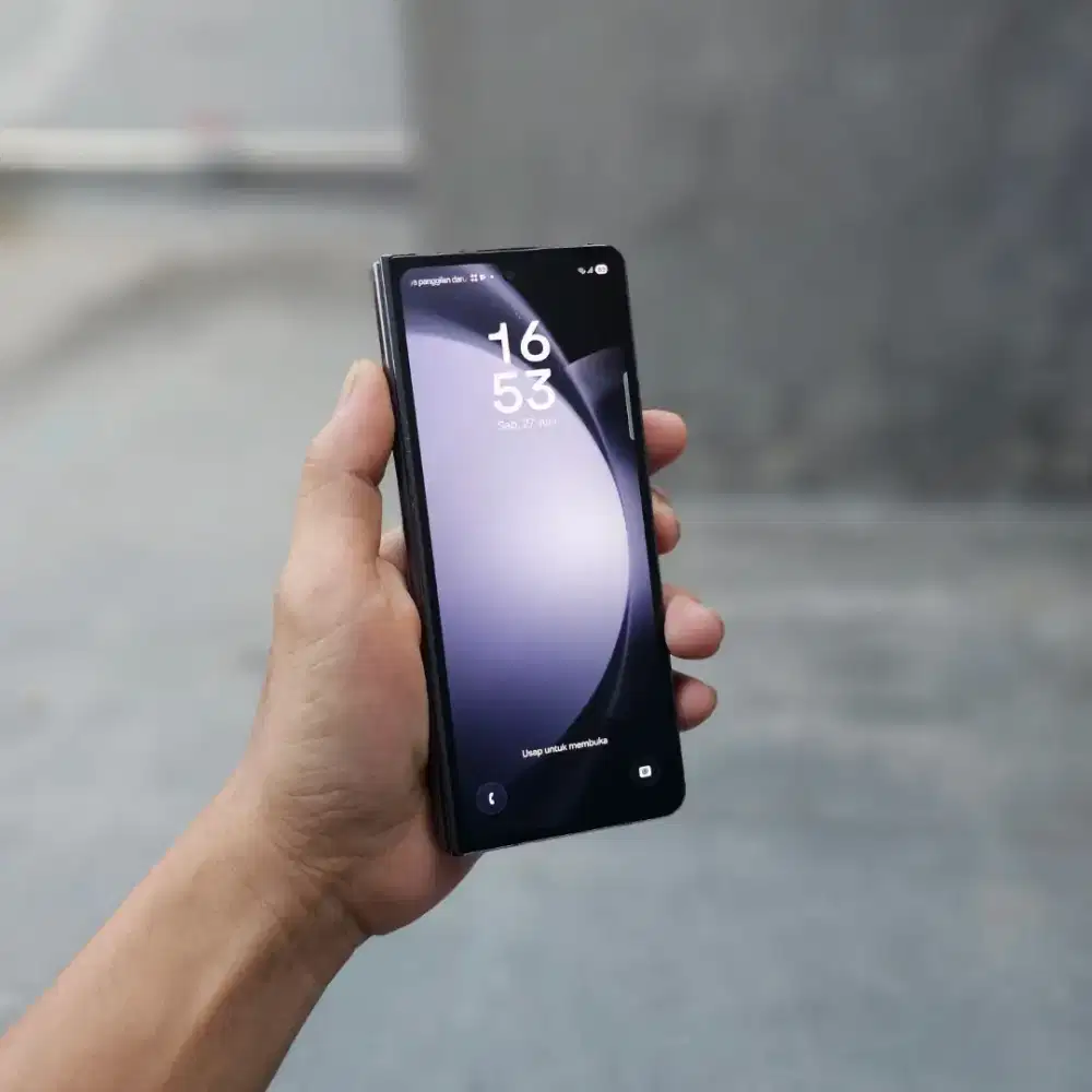 SAMSUNG GALAXY Z FOLD 5 SEIN 5G 12/512 MINUS LCD DALAM FUNGSI NORMAL