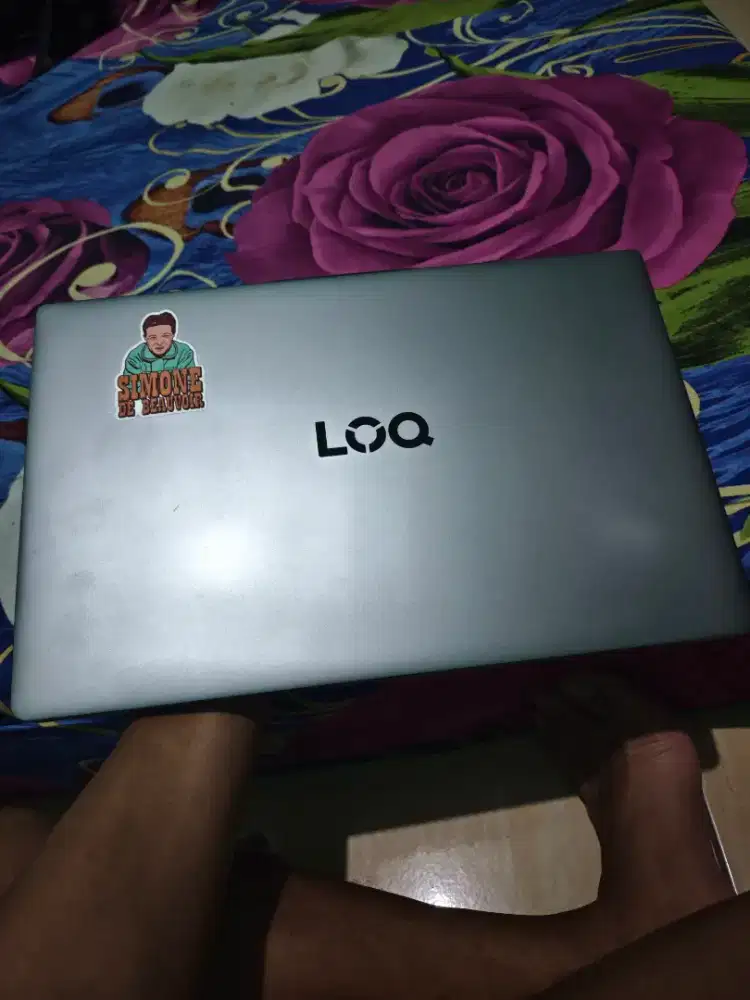Lenovo LOQ Essential 15
