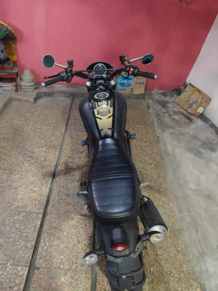 Di jual motor yamaha sport mulus bagus 2,8jt