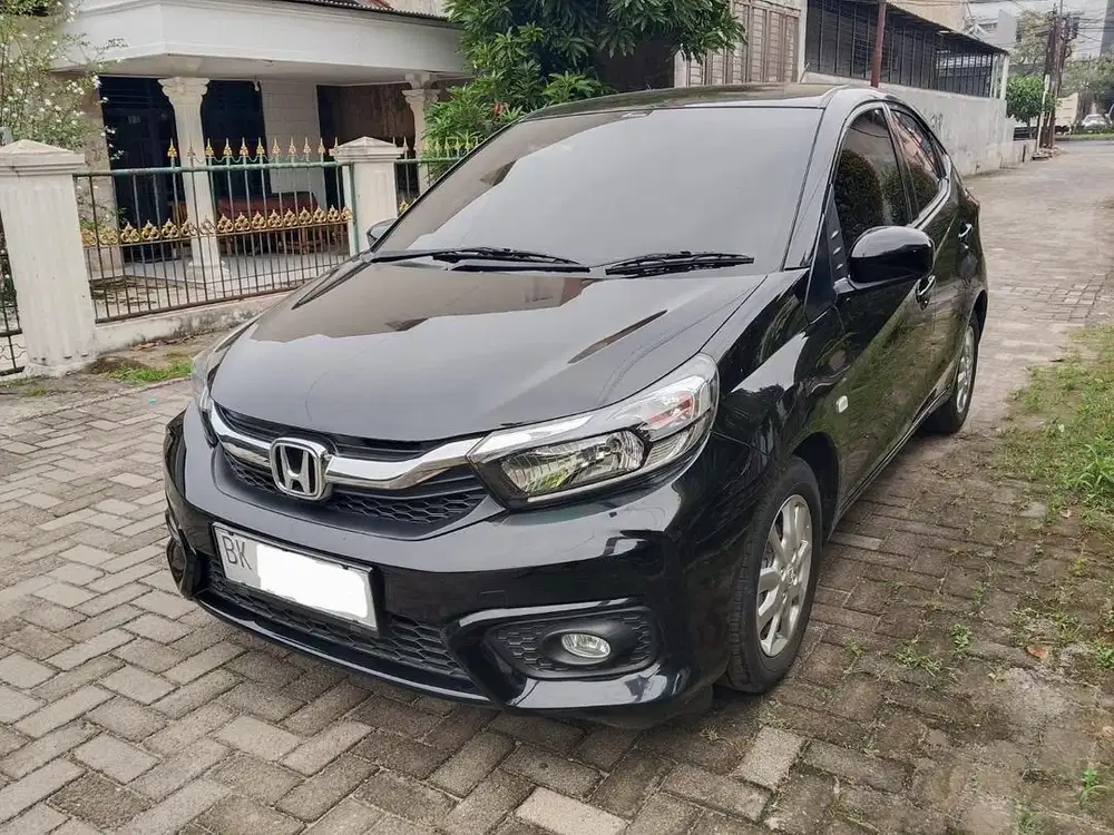 [TDP 10JUTA] Honda Brio tipe E Satya 2022 Manual 2023 agya 2024