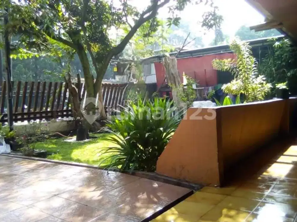 Rumah Siap Huni untuk Kost Kantor Cafe Cikutra Sukaluyu Dekat Itenas Widyatama