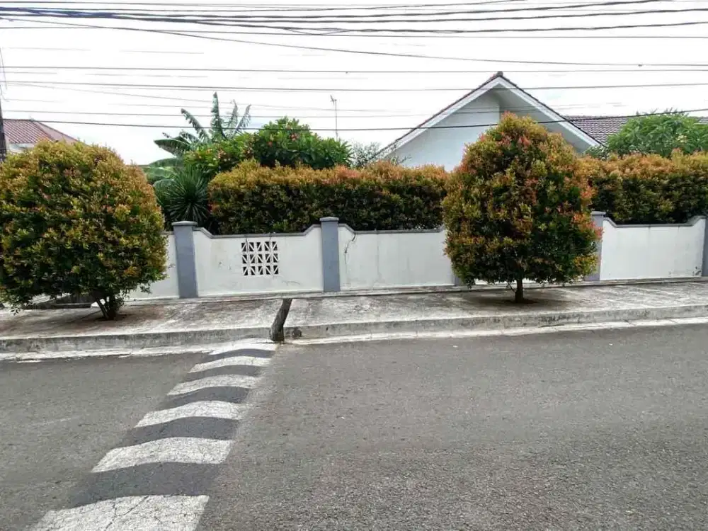 Rumah Tenang dan Aman Siap Huni di Kayu Putih Tanah Mas Jakarta Timur