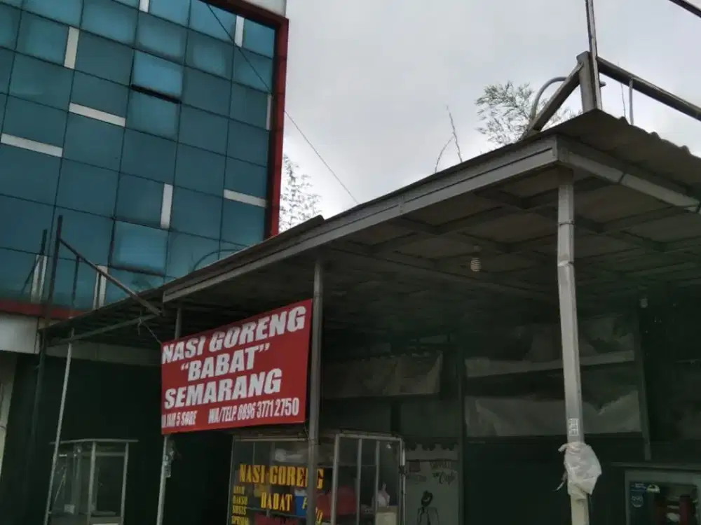 Disewakan Ruko 4 Lantai di Jl Raya Pekayon Kavling 12 ,Bekasi Selatan
