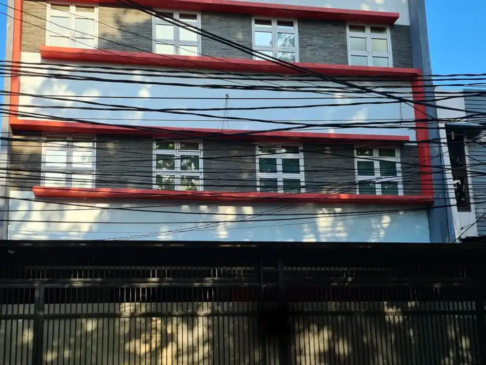 Murah !! DIJUAL RUKO 3,5 LANTAI SEMI FURNISHED BISA UNTUK TINGGAL DAN USAHA