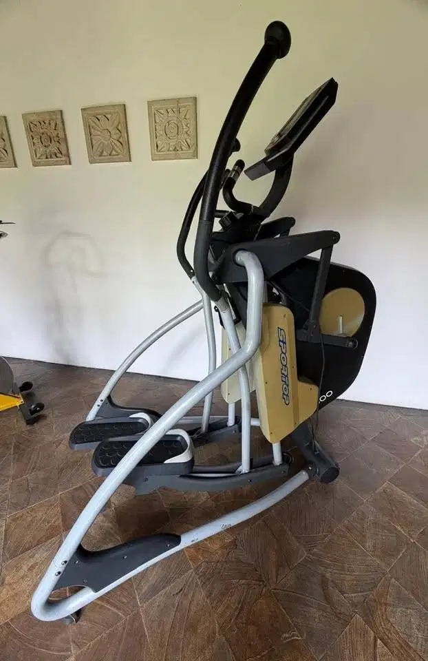 Sportop E500 Elliptical Cross Trainer / Orbitrek Elektrik
