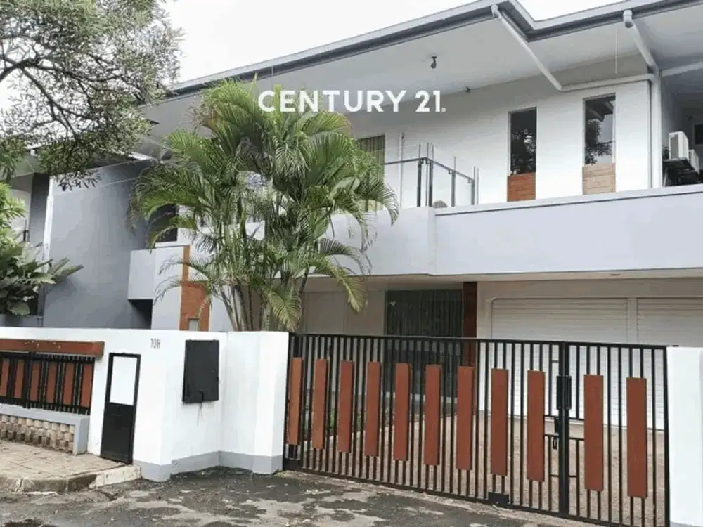Disewakan Rumah Cantik Ada Swimming Pool Di Cipete