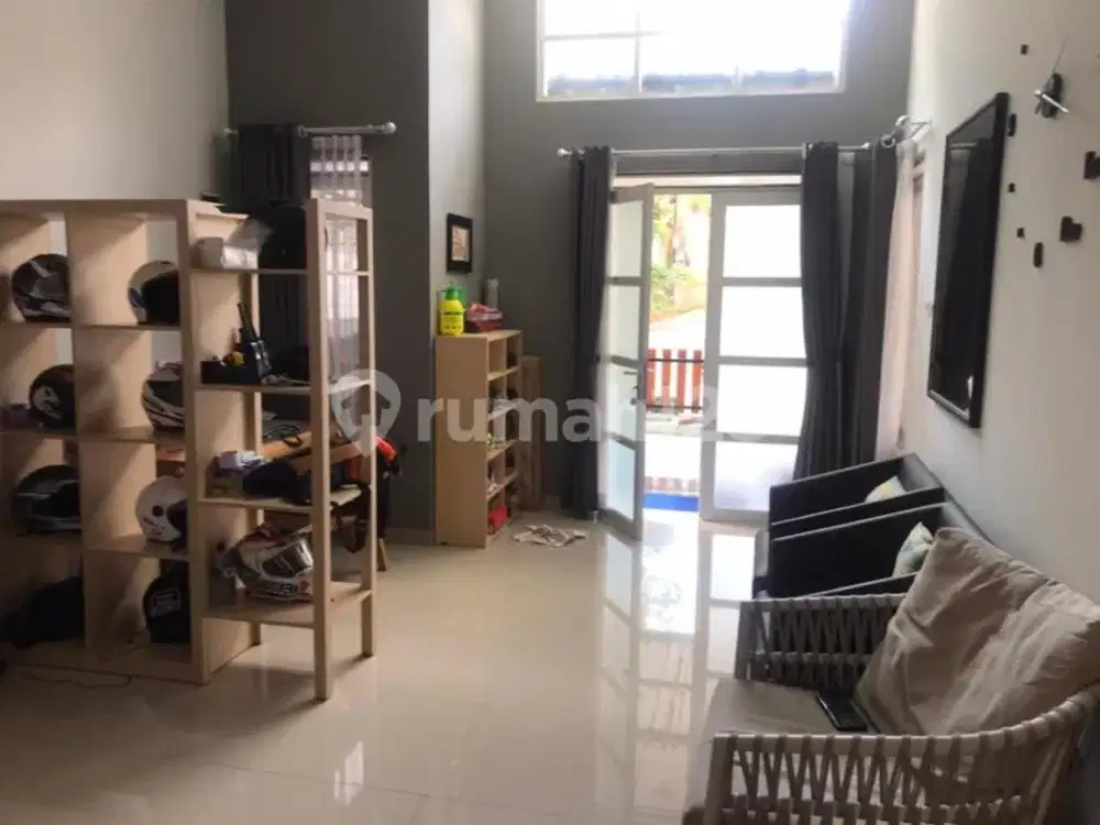 Rumah Minimalis One Gate System Padasuka
