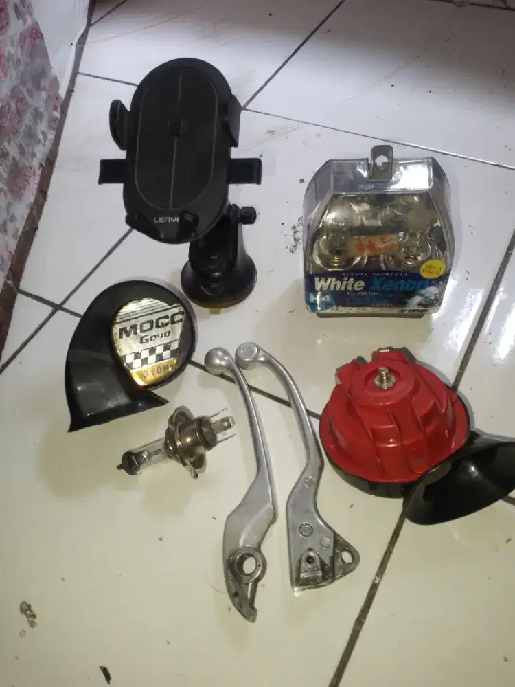 Dijual lampu plus klakson borongan aja