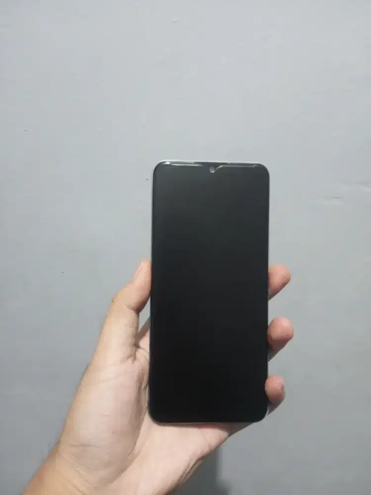 Vivo y15s 3/64gb