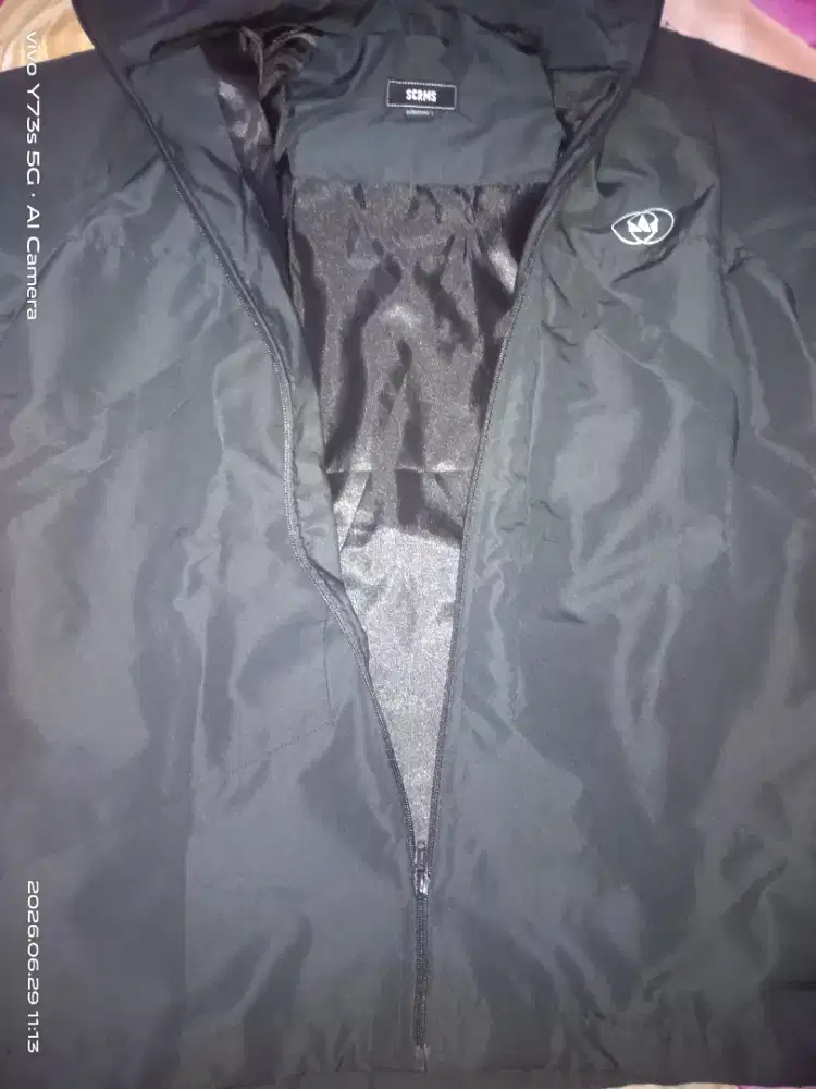 Jaket bomber pria