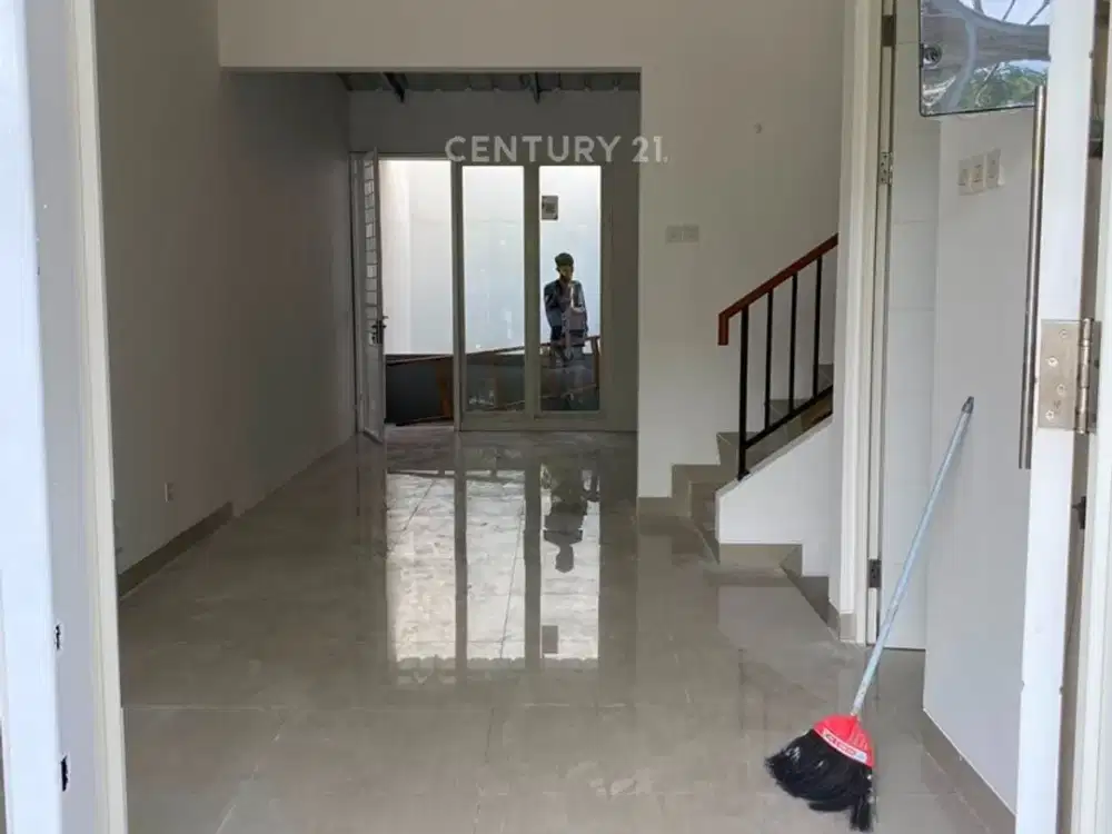 Rumah Siap Huni Di Cluster Adara Harapan Indah Bekasi