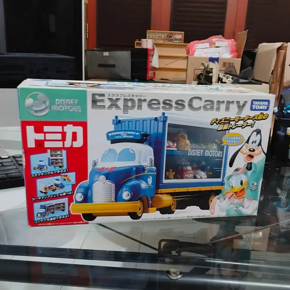 TAKARA TOMMY DISNEY MOTORS DONALD EXPRESS CARRIER ORIGINAL (RARE)