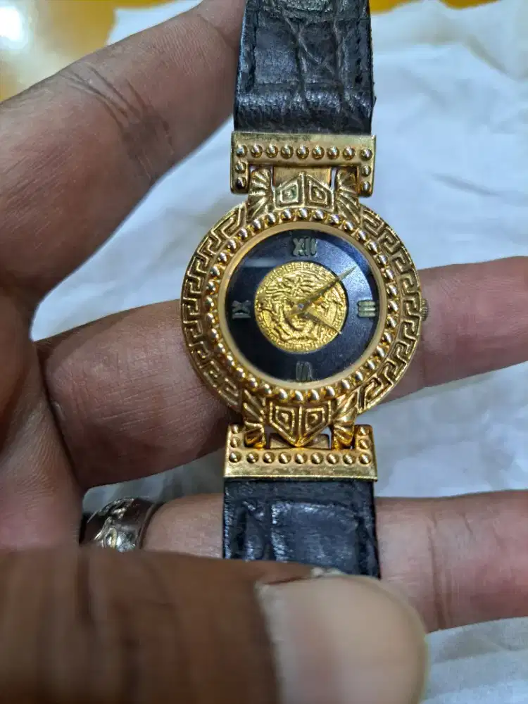 Jam tangan gianni versace signature lapis emas